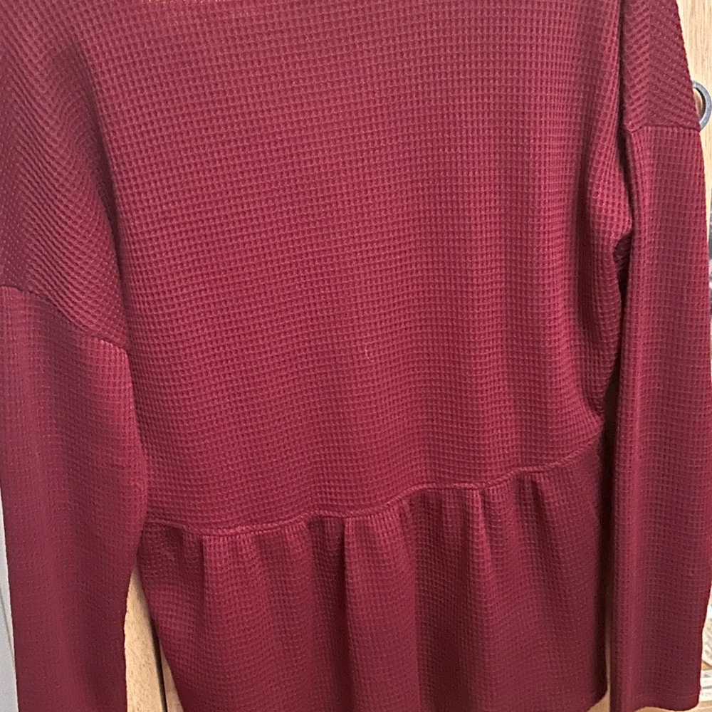 VENUS Maroon Waffle Knit Sweatshirt